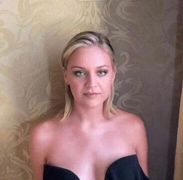 Kelsea Ballerini Sexy