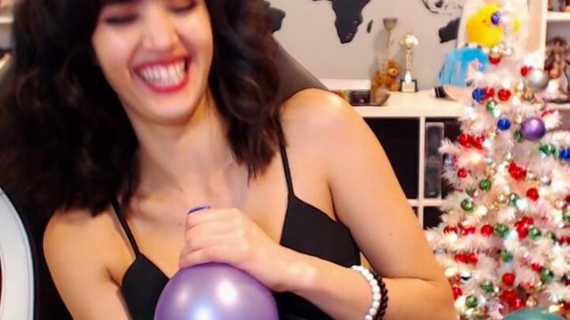 CinCinBear Nip slip nude twitch thot CinCinBear Nip slip nude twitch thot