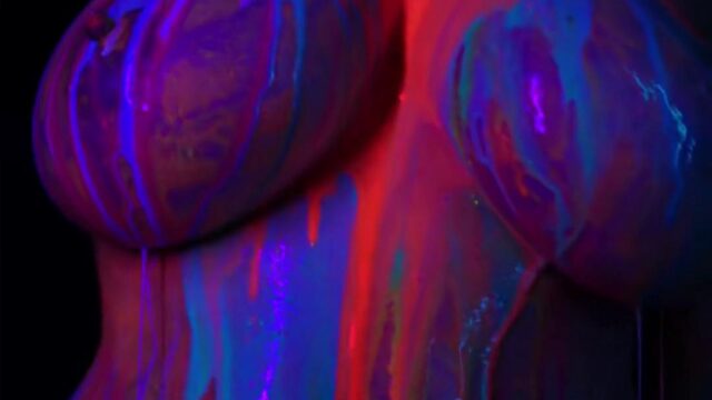 Tessa Fowler Nude Neon Body Paint OnlyFans Video Leaked – OnlyFans